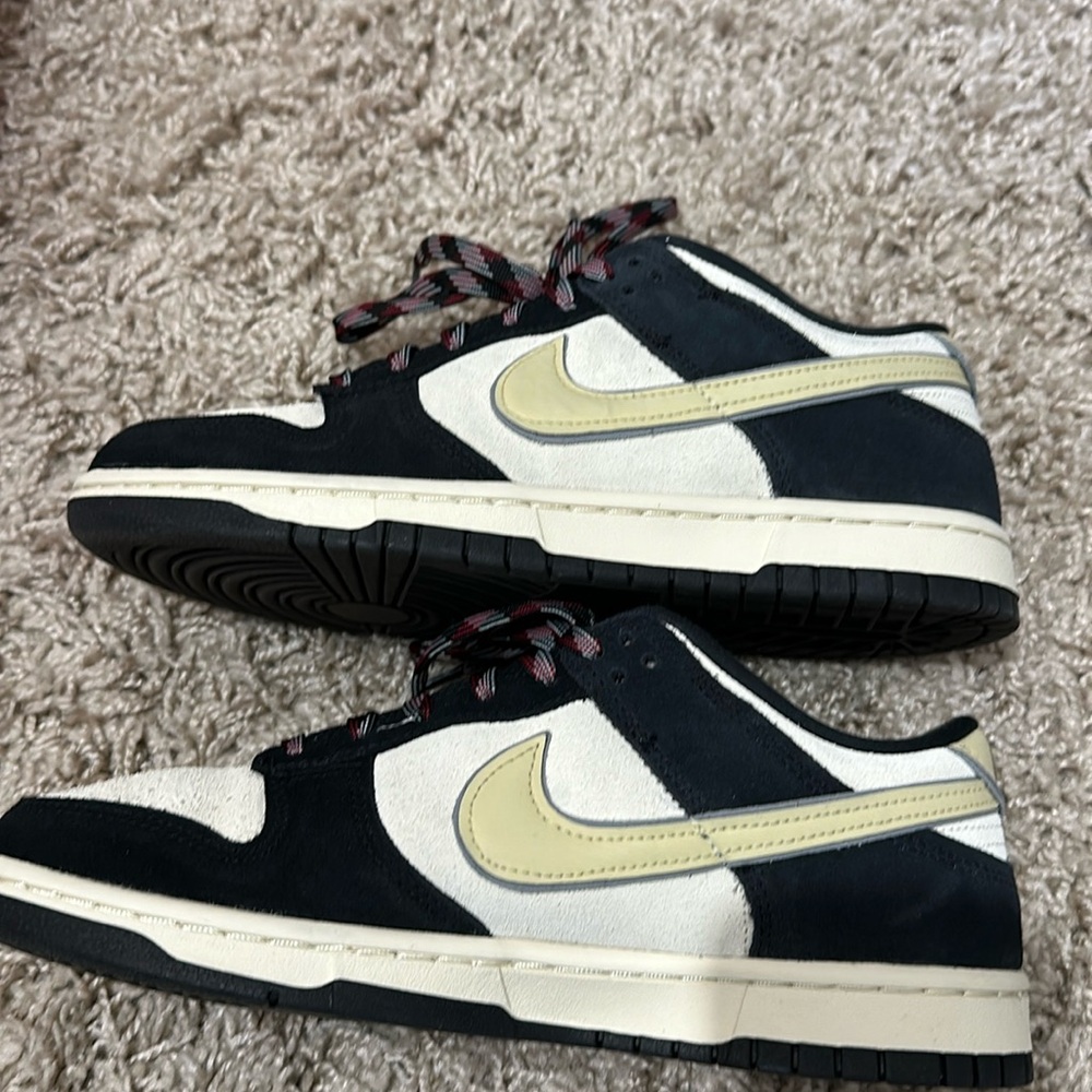 Nike dunk low lx